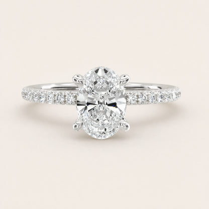 Montez French Pavé 4-Prong – oval