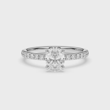 French Pavé – 4 Prong (New)