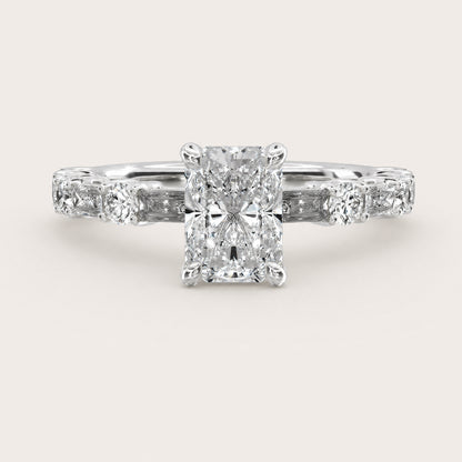 Montez Alternating Baguette 4-Prong – radiant